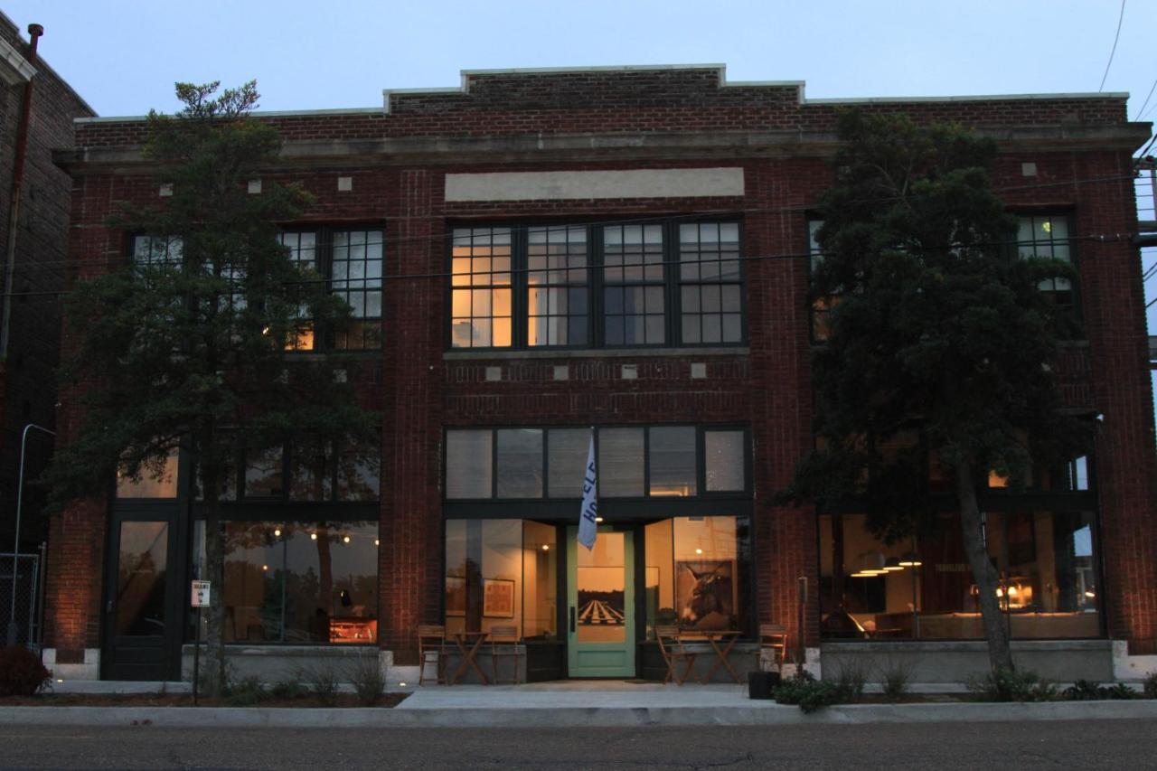 Travelers Hotel Clarksdale Exteriör bild